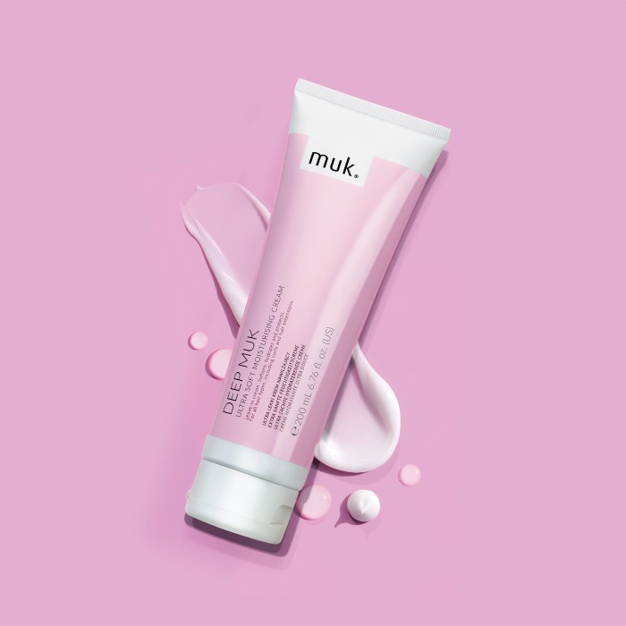 DEEP muk Ultra Soft Moisturising Cream WEB OPTIMISED - 06.jpg
